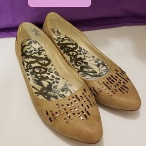 Roxy dress flats
